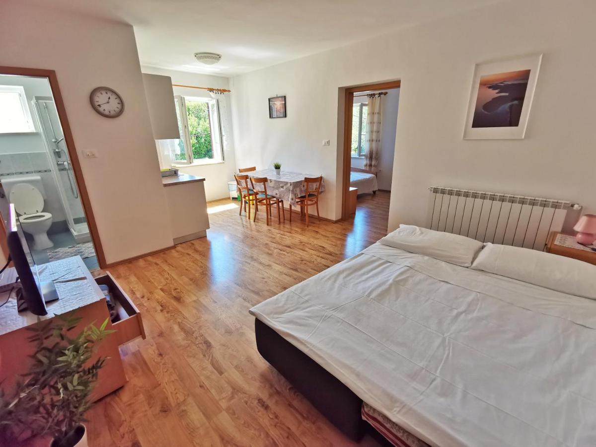 Apartments Sokolic Nerezine Εξωτερικό φωτογραφία