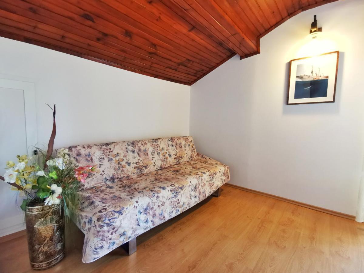 Apartments Sokolic Nerezine Εξωτερικό φωτογραφία